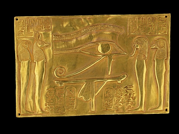 Queen Henut-tawy’s Embalming Plaque: A Sacred Relic of Mummification Rituals