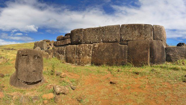 Vinapu, the "inca" ahu of Rapa Nui | Imagina Easter Island