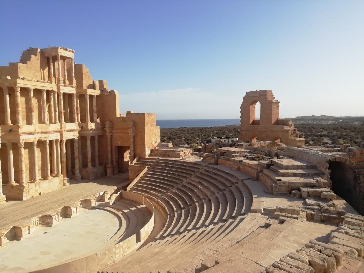 Structurae [en]: Ancient Theatre of Sabratha