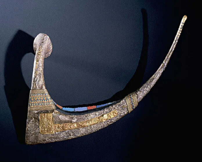 Tutankhamun’s Golden Sickle: A Sacred Emblem of Harvest and Afterlife