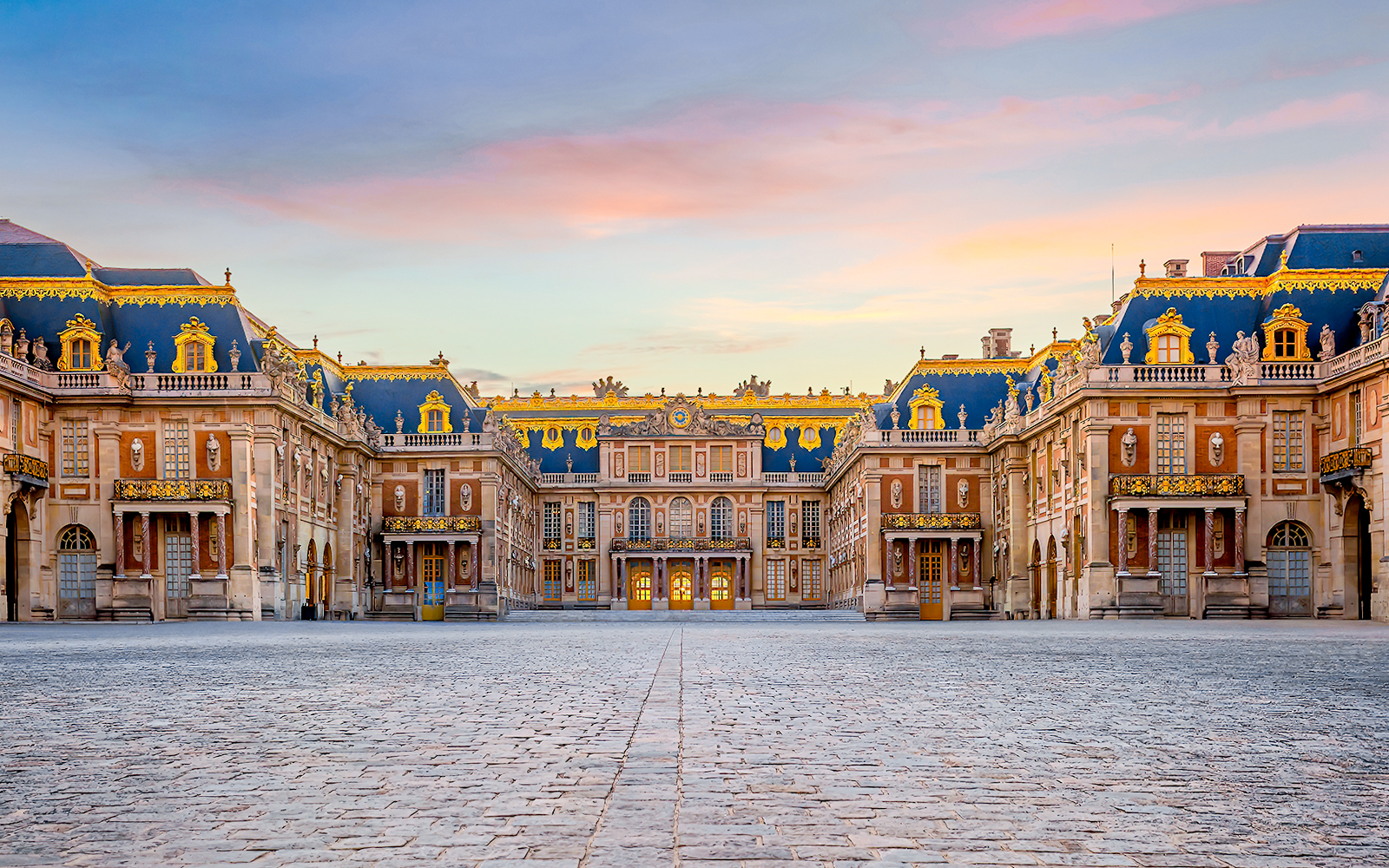 The Hall of Mirrors: Versailles' Crown Jewel of Opulence and History