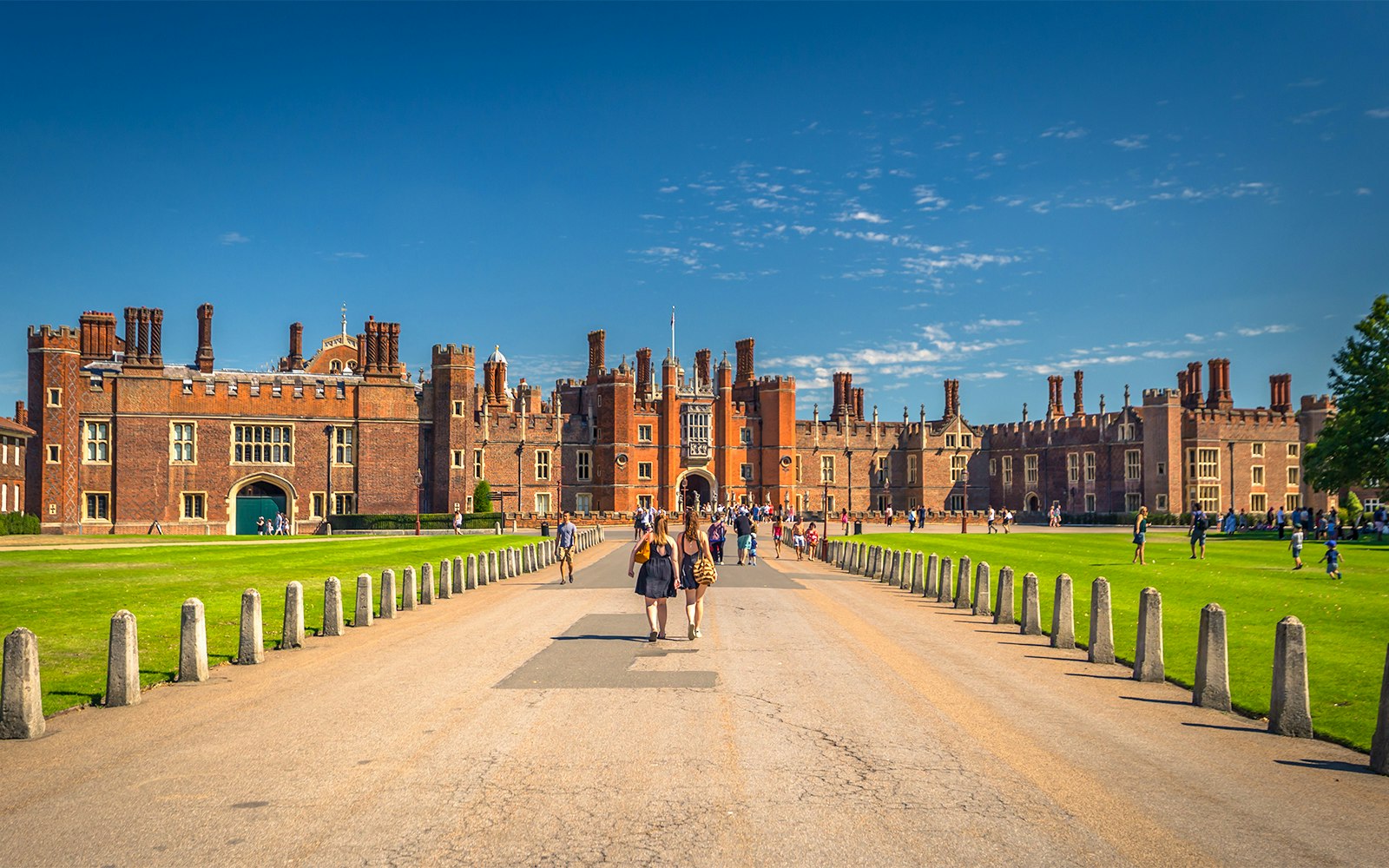 Gardens at Hampton Court Palace | 2025 Visitor's Guide